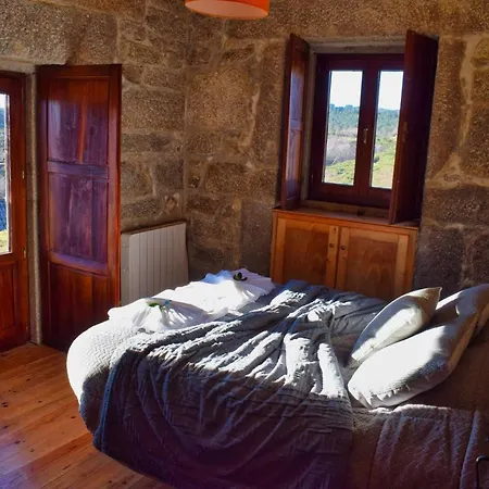 Casa Florestal, Na Branda Da Bouca Dos Homens Ferienhaus Gavieira