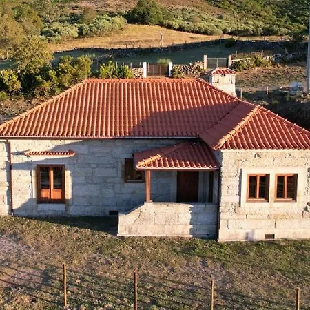 Casa Florestal, Na Branda Da Bouca Dos Homens 가비에이라